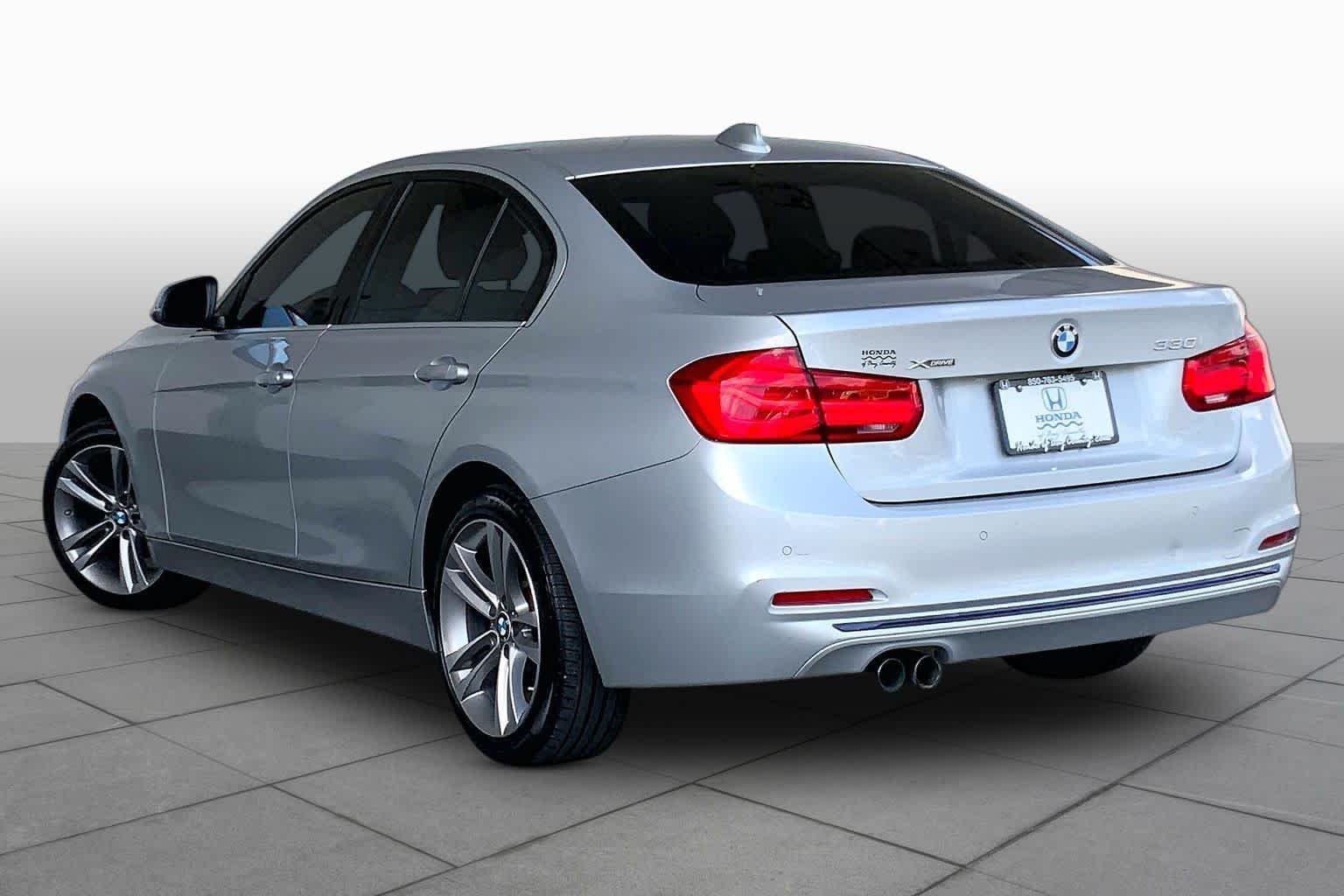Used 2017 GLACIER SILVER METALLIC BMW 330i xDrive image 12