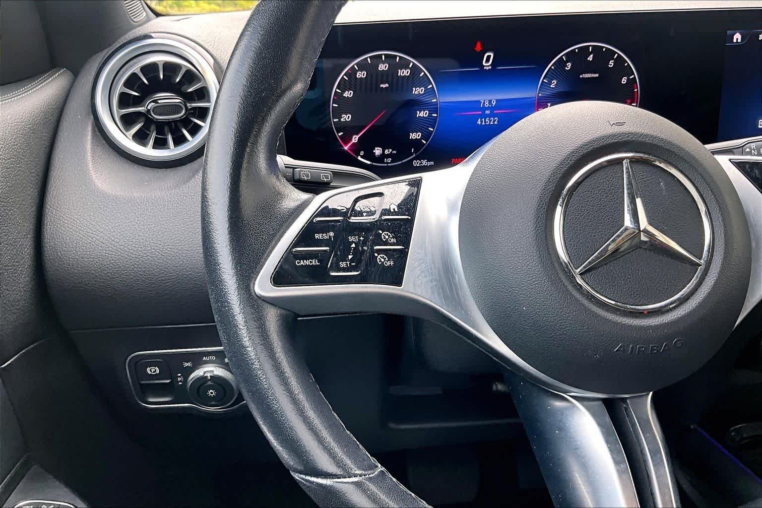 Used 2024 Polar White Mercedes-Benz GLA 250 image 21