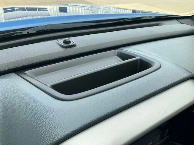 Used 2018 KINETIC BLUE METALLIC Chevrolet 4WD Z71 image 14