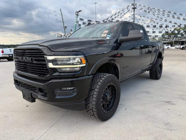 Used 2019 Diamond Black Crystal Pearlcoat Ram Laramie image 1