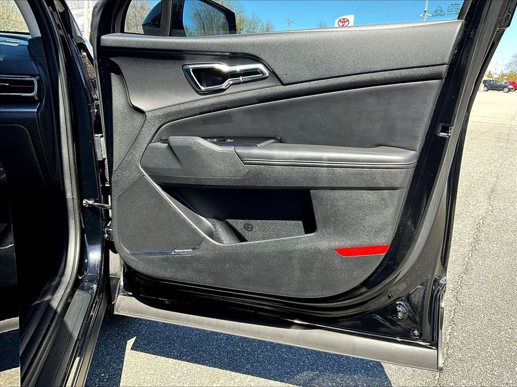 Used 2023 Ebony Black Kia SX-Prestige image 12