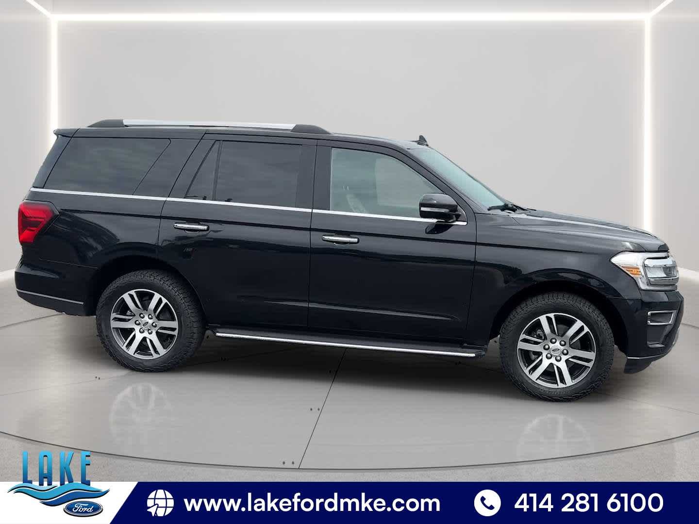Used 2023 Agate Black Metallic Ford Limited image 11