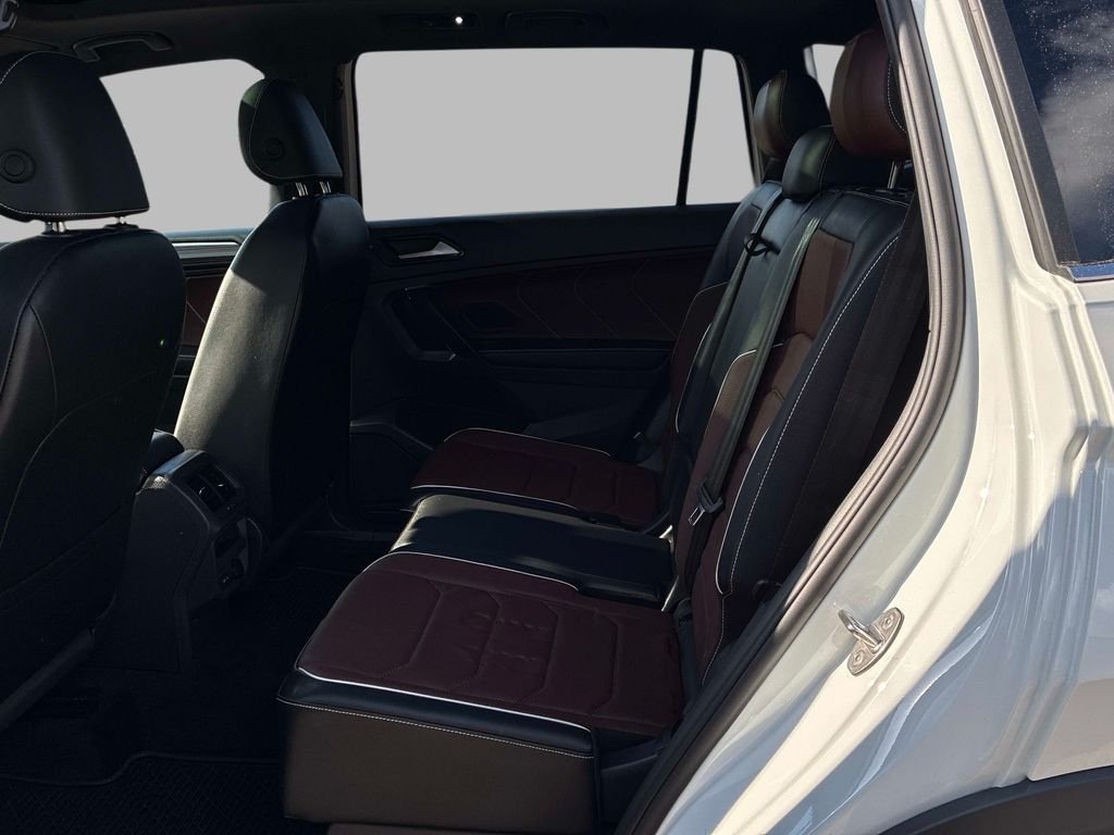 Used 2024 White Volkswagen 2.0T SEL R-Line image 16