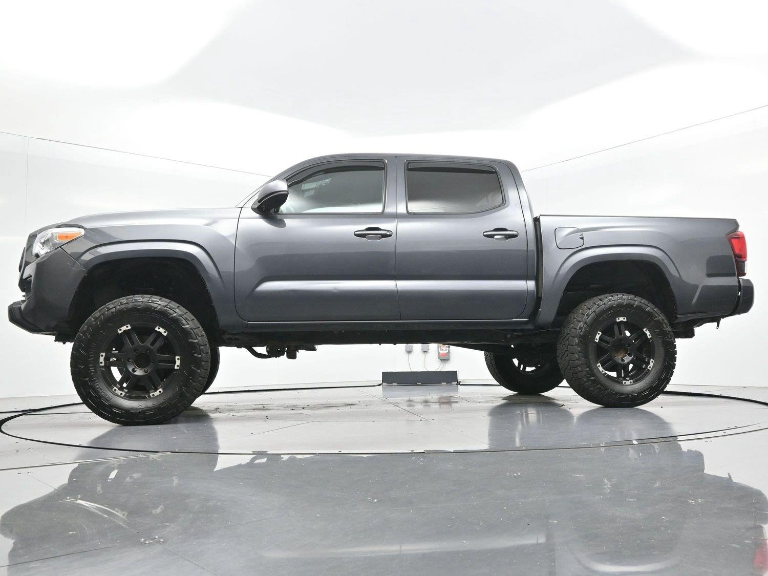 Used 2023 Magnetic Gray Metallic Toyota SR image 43