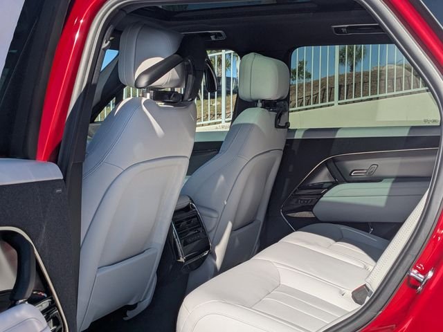 2026 Land Rover Range Rover Sport SE - Photo 12