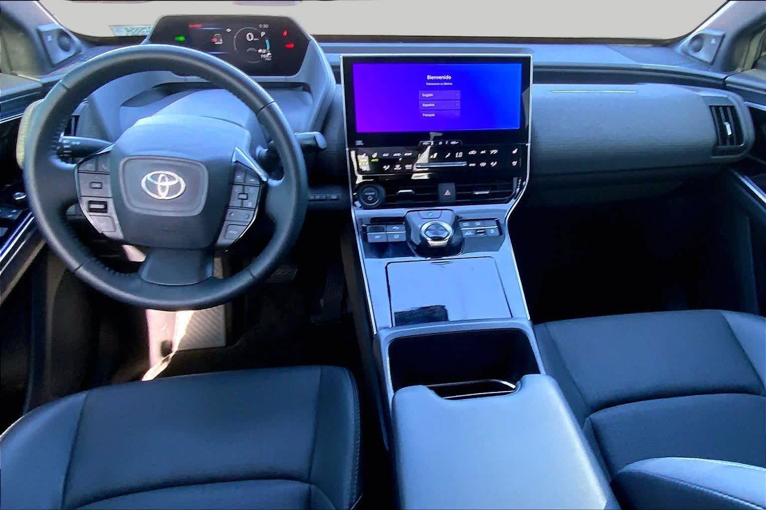Used 2023 Wind Chill Pearl w/Black Roof Toyota Limited image 15