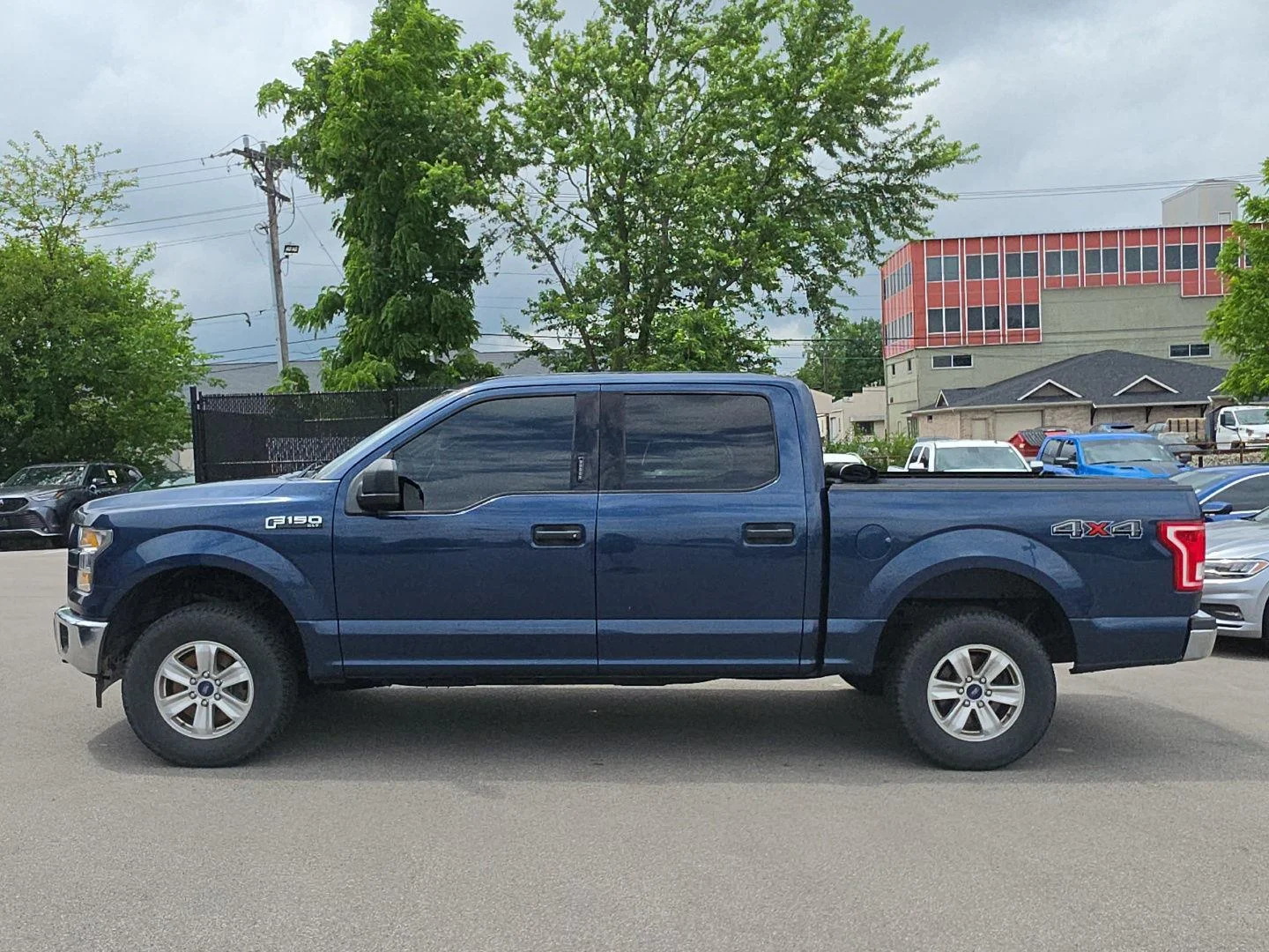 Used 2017 Blue Jeans Ford XLT image 6
