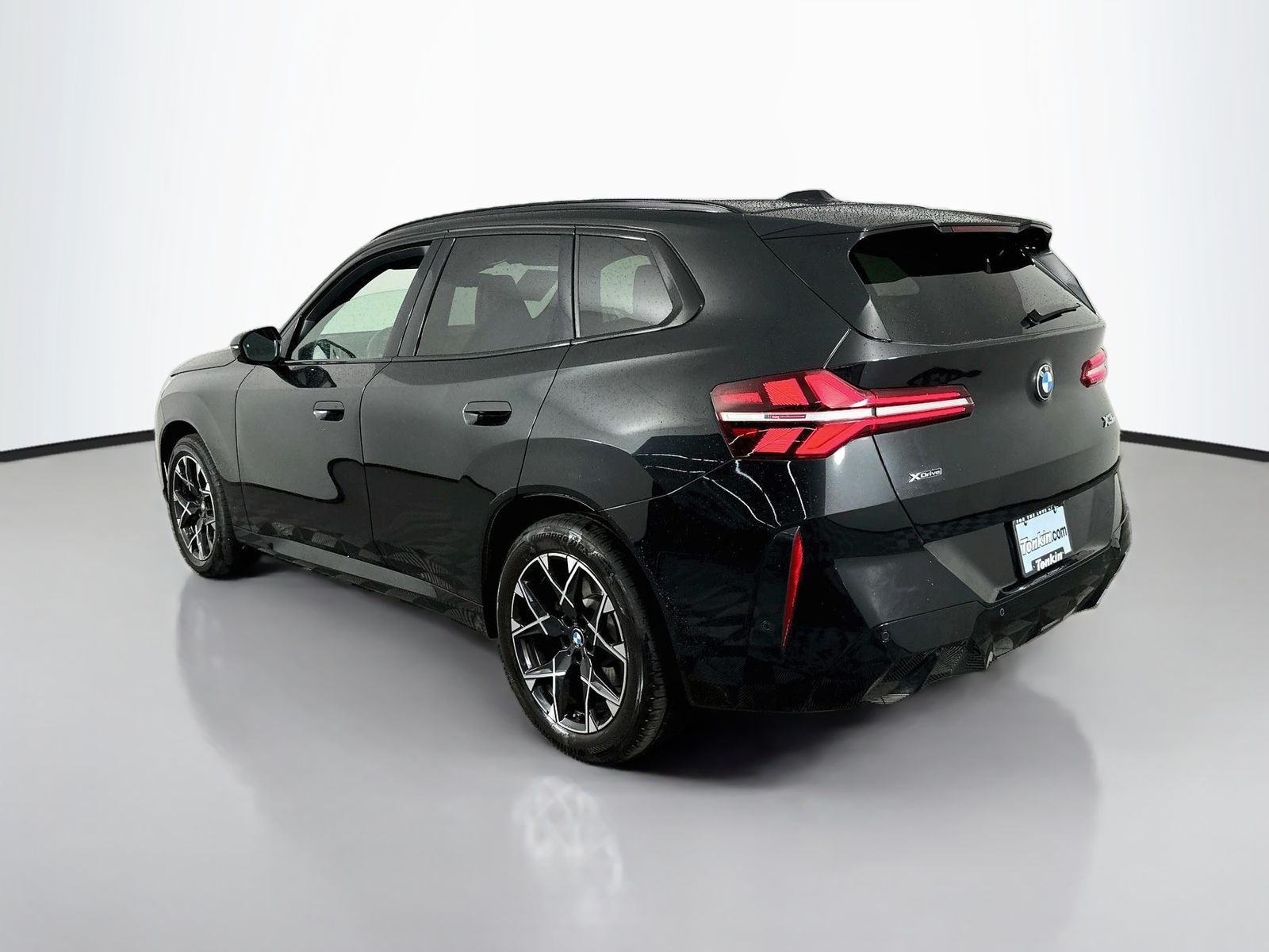 Used 2025 Black Sapphire Metallic BMW 30 xDrive image 5