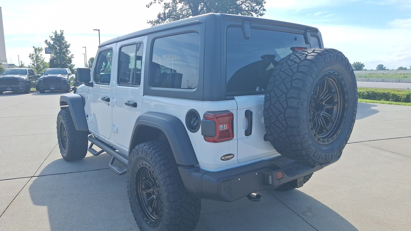 New 2026 Bright White Clearcoat Jeep Sport S image 6