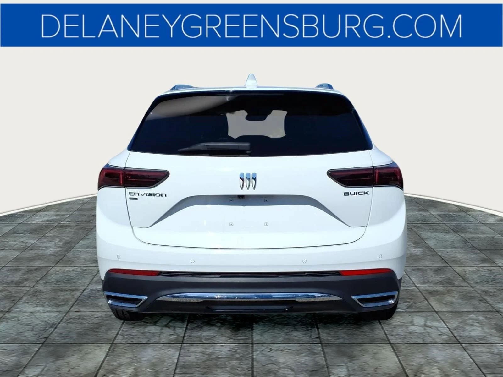 Used 2024 Summit White Gaz Buick Preferred image 4