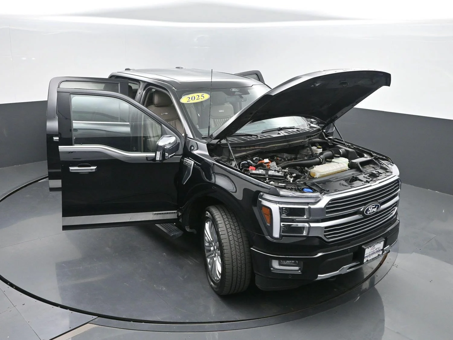 Used 2025 Agate Black Ford Platinum image 54
