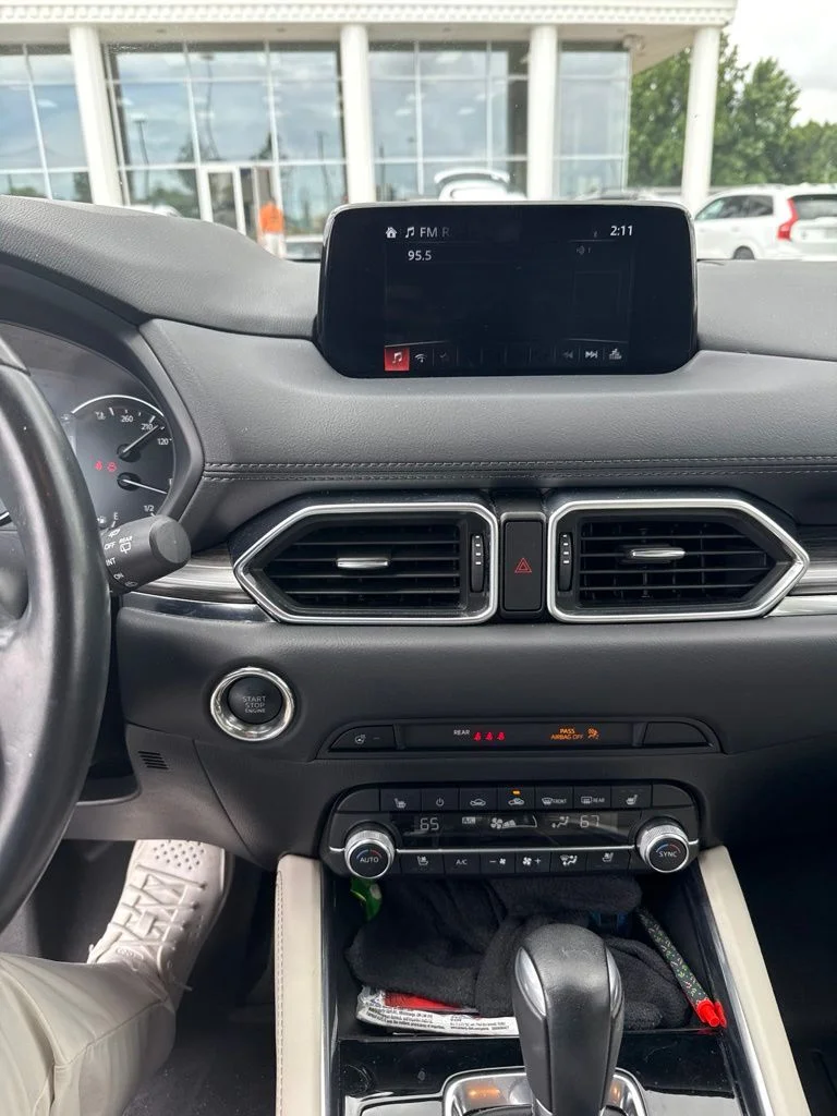 Used 2019 White Mazda Grand Touring image 2