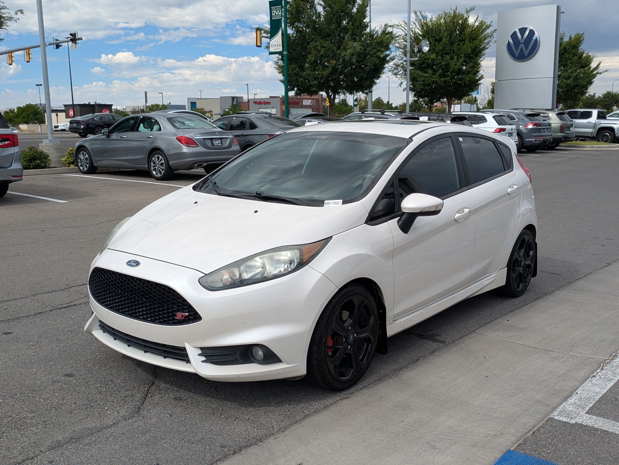 Used 2019 White Platinum Clearcoat Metallic Ford ST image 7