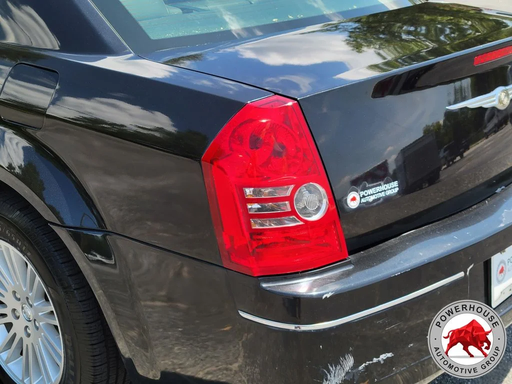 Used 2009 Black Chrysler Touring image 13