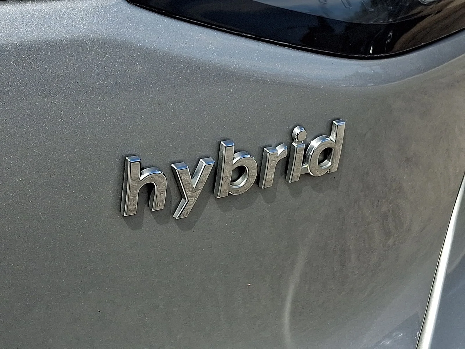 Used 2020 Silver Hyundai Limited image 31
