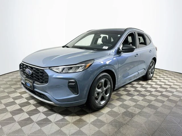 Certified Pre-Owned 2024 Ford Escape ST-Line