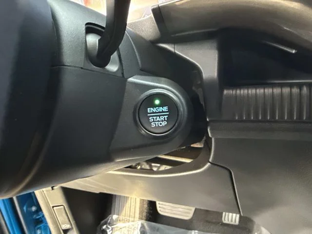 Used 2025 Blue Ford Lariat image 41