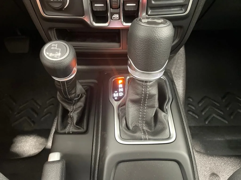 2025 Jeep Wrangler 4-Door Sport S - Photo 18