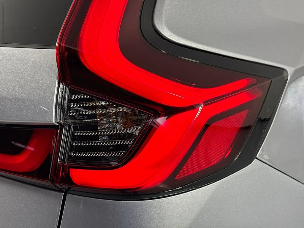 New 2026 Solar Silver Metallic Honda LX image 10