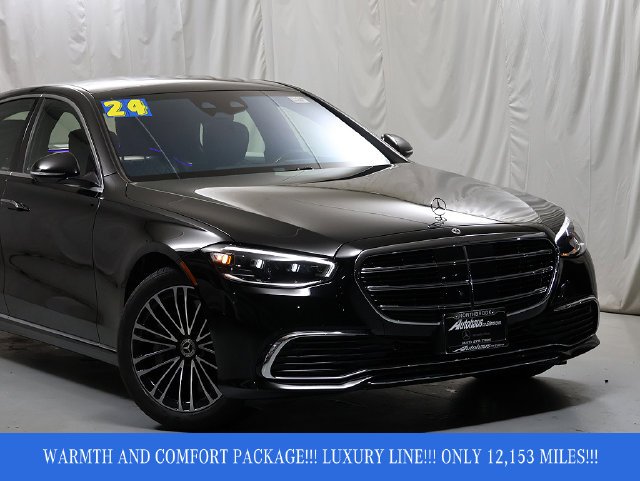 Used 2024 Black Mercedes-Benz S 580 image 2