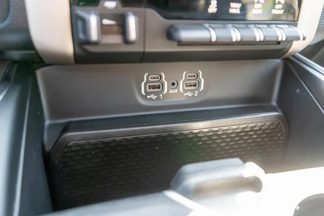 Used 2020 Black Ram Laramie image 35