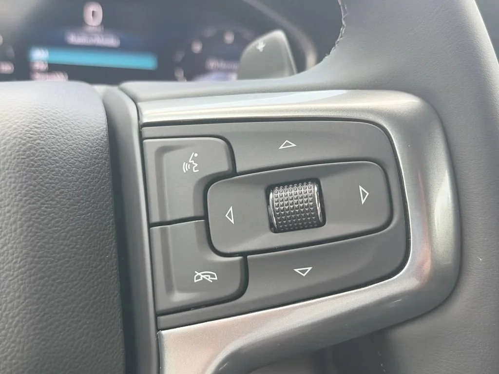 New 2026 Black Chevrolet LT image 24