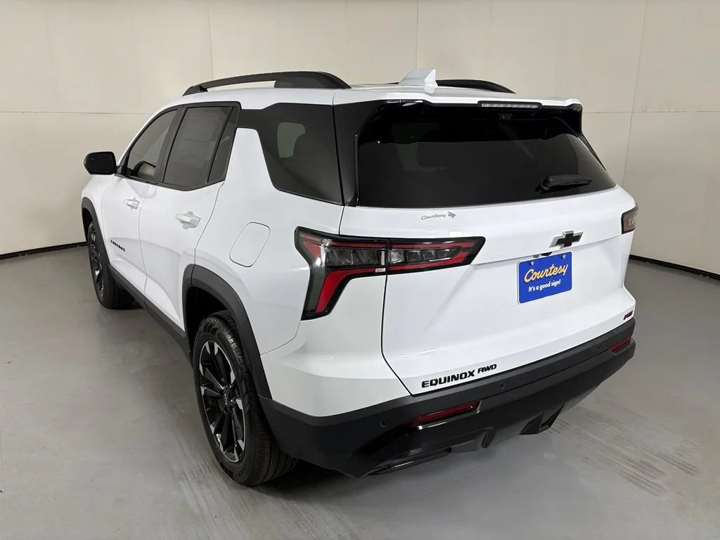New 2026 Polar White Tricoat Chevrolet RS image 7