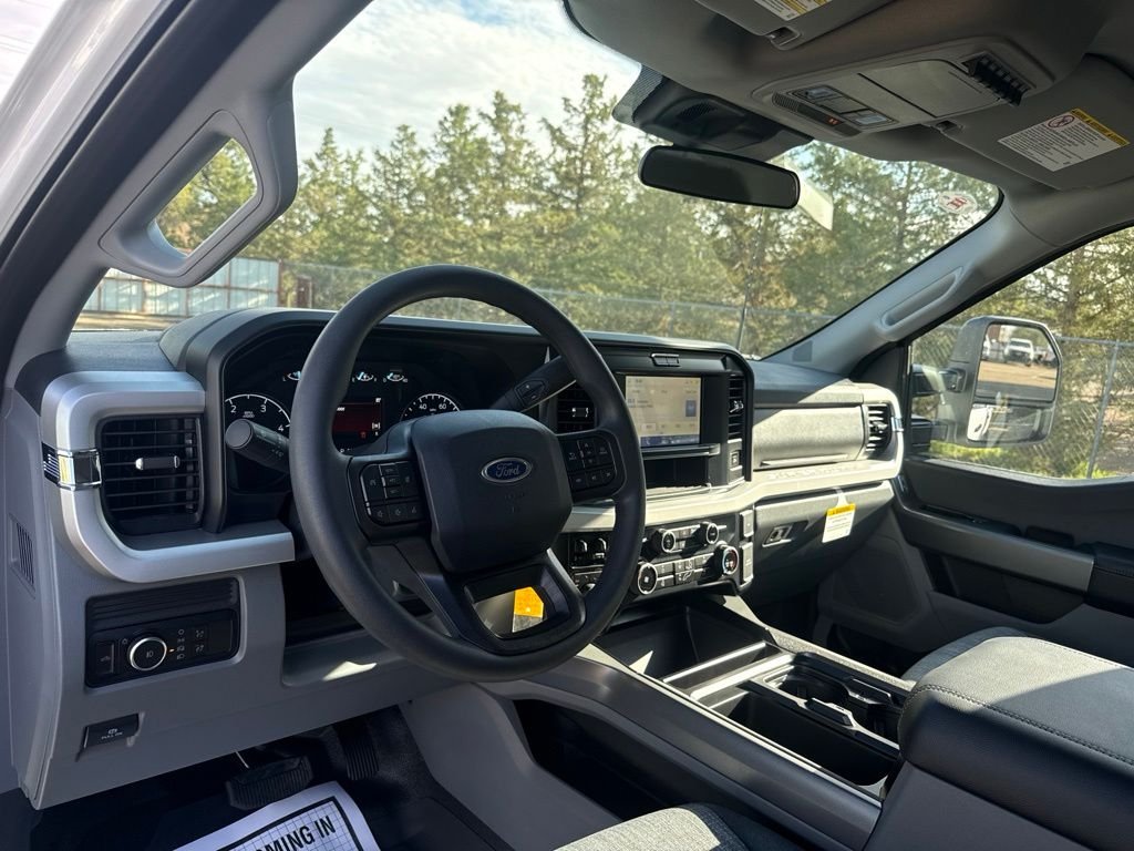 New 2026 White Ford XLT image 16
