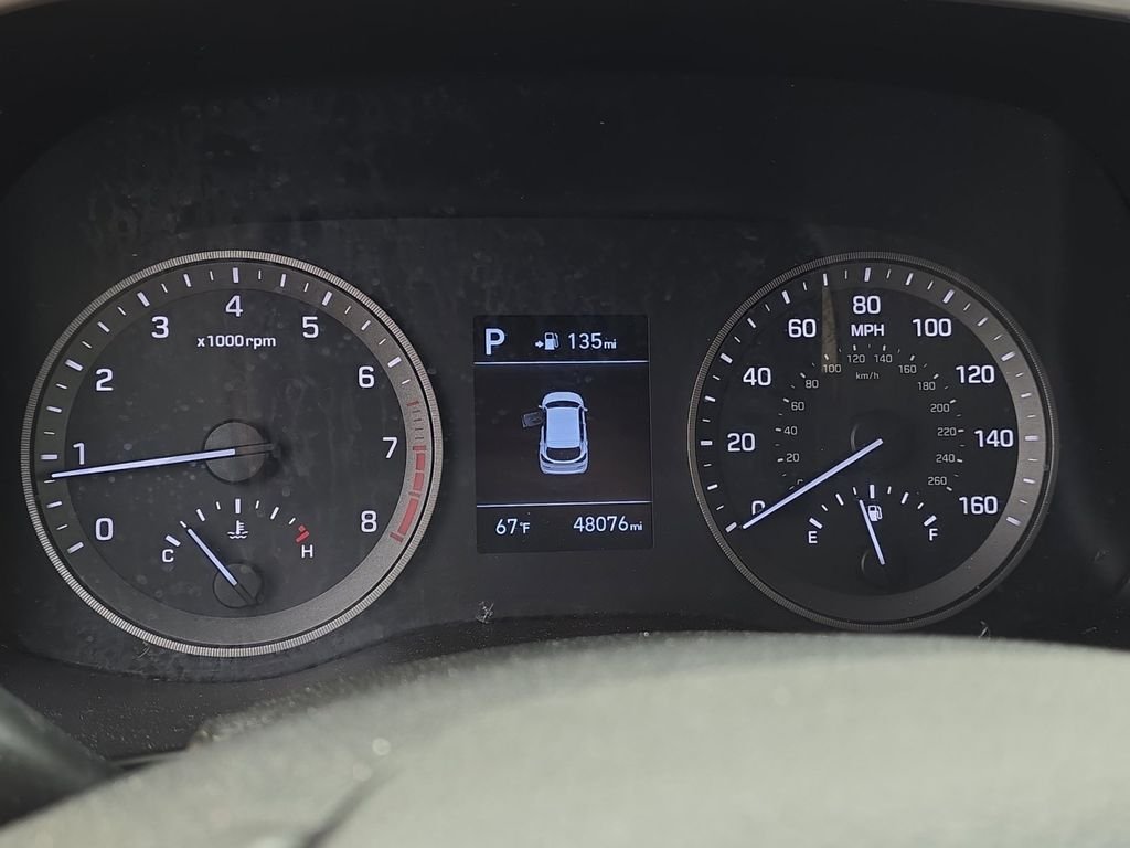 Used 2020 Red Hyundai Sport image 18