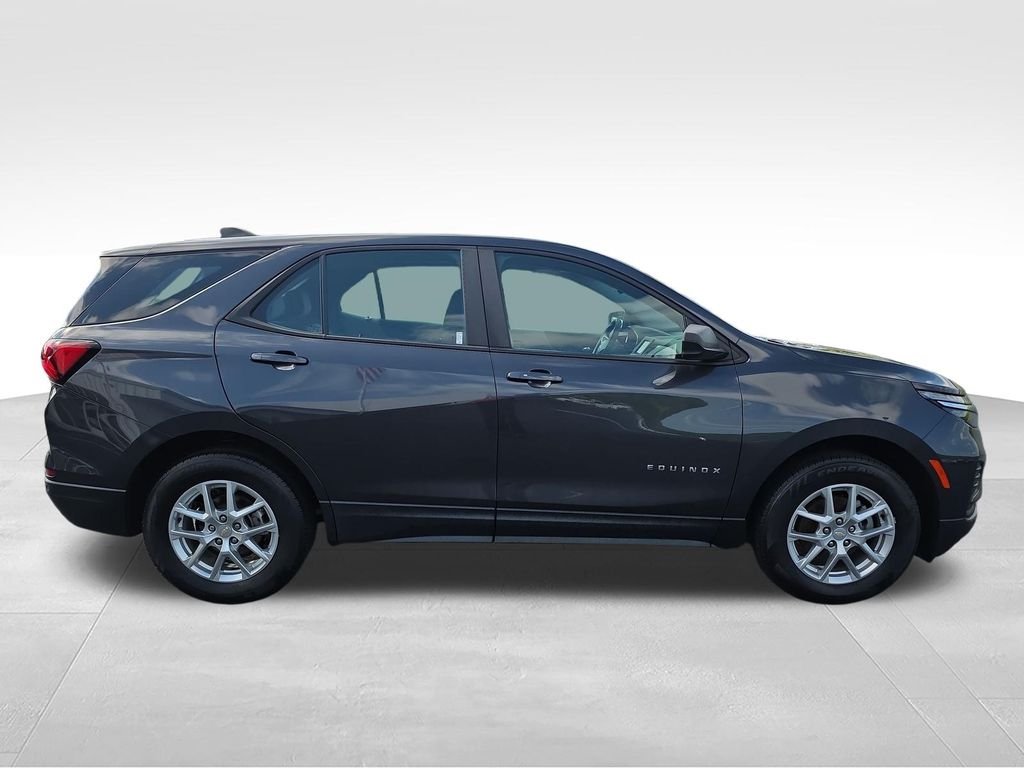 Used 2022 Gray Chevrolet LS image 6
