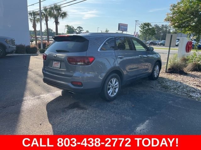 Used 2020 Silver Kia LX image 3