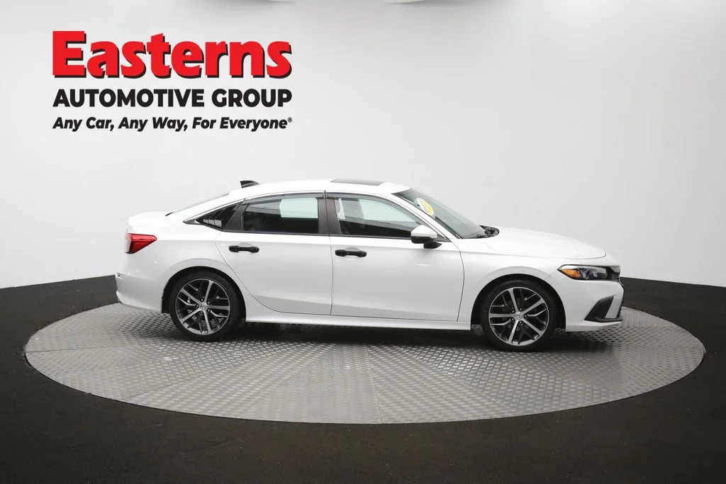 Used 2022 White Honda Touring image 45