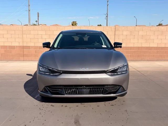 Certified Used 2023 Gray Kia Wind image 2
