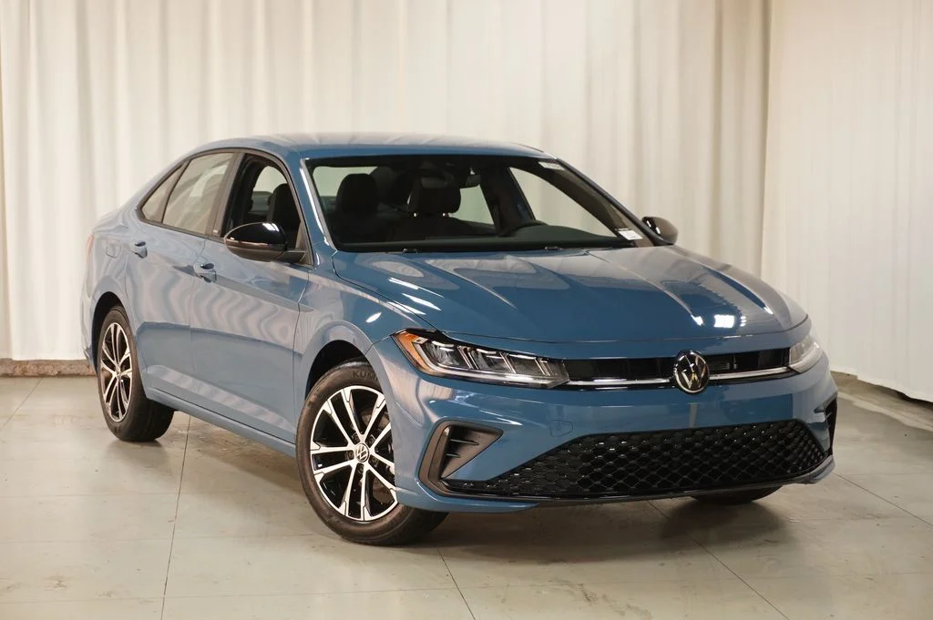 New 2026 Blue Volkswagen 1.5T Sport image 2