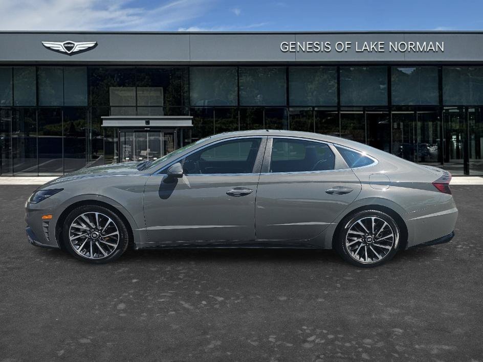 Used 2022 Hampton Gray Hyundai Limited image 7
