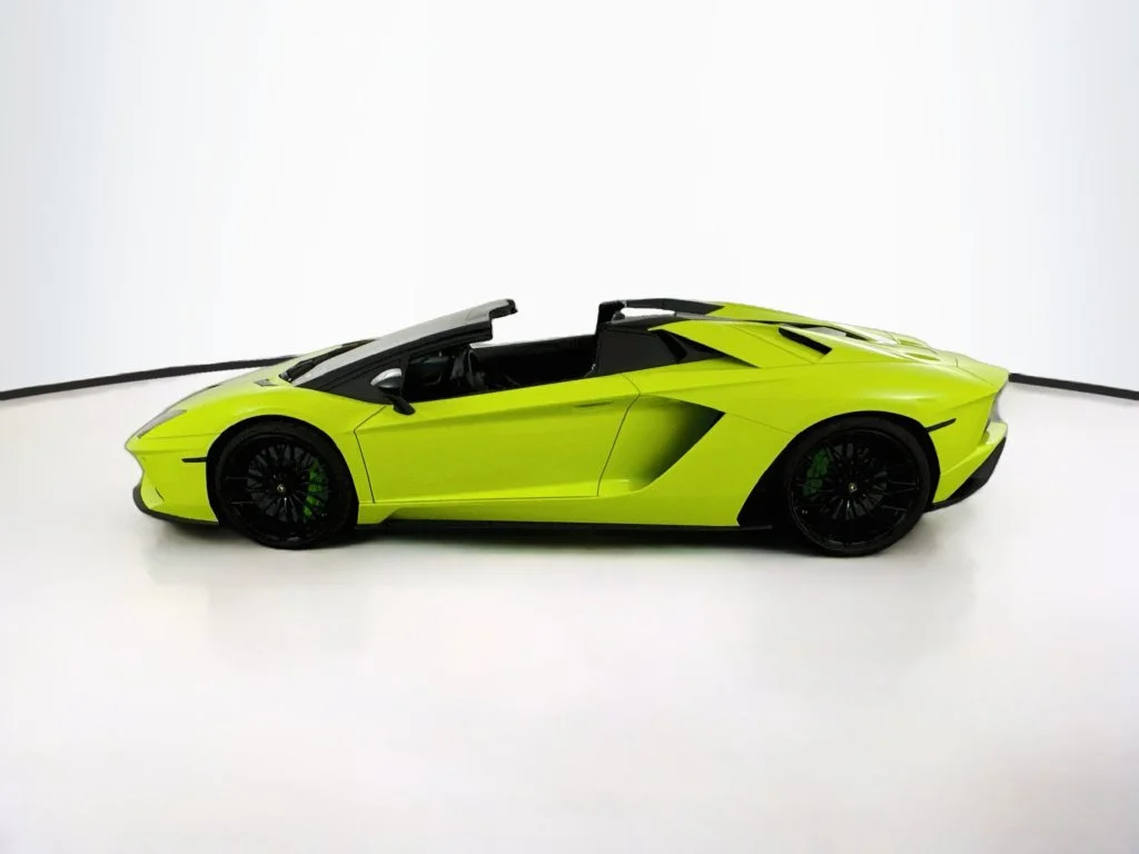 Used 2019  Lamborghini Base image 8