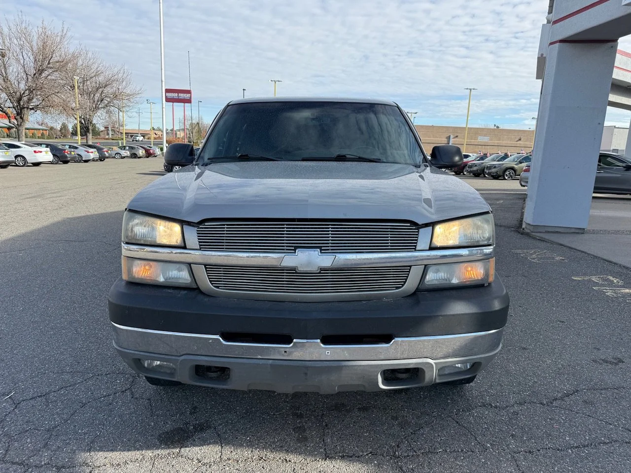 2003 Chevrolet Silverado 2500HD LS - Photo 3