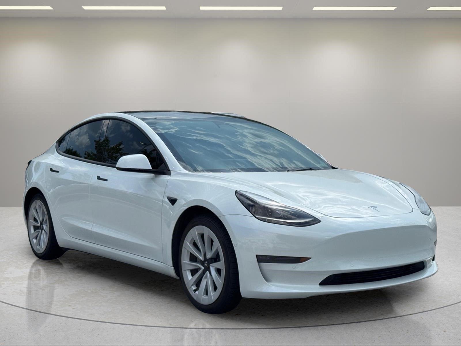 2022 Tesla Model 3 Long Range - Photo 7