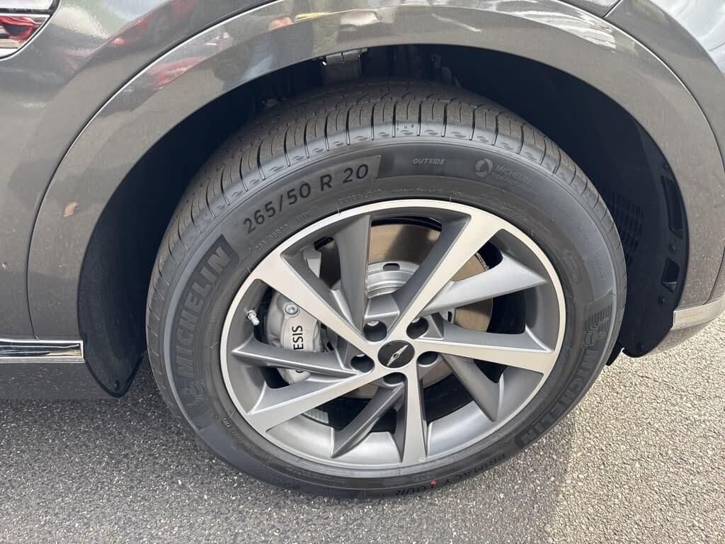 New 2026 Gray Genesis 2.5T SELECT image 9