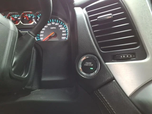 Used 2020 Blue GMC SLT image 29