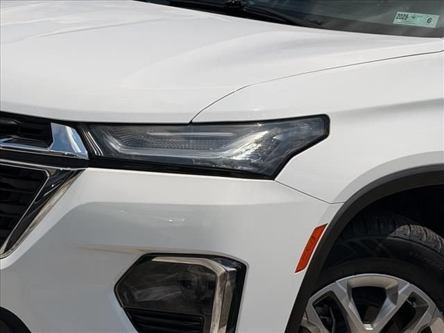 Used 2023 White Chevrolet LS image 18