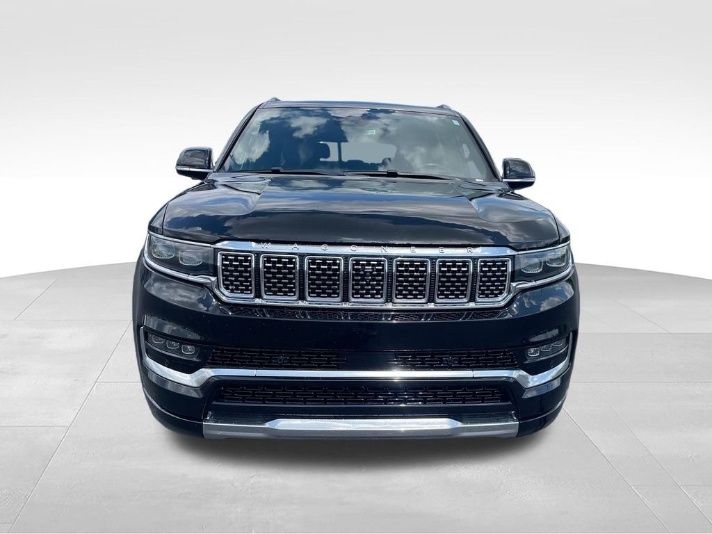 Used 2024 Black Jeep Base image 8