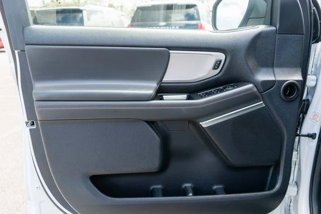 Used 2025 White Ford Active image 18