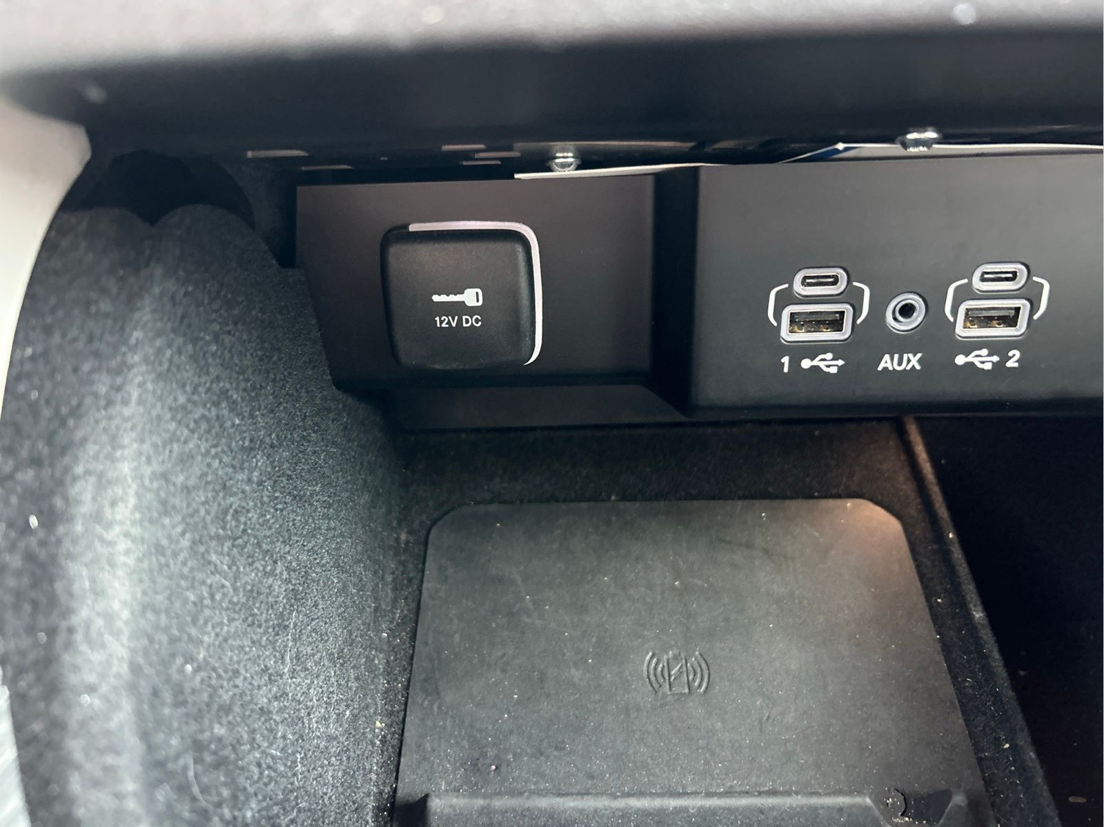 Used 2023 Red Jeep Series III image 33