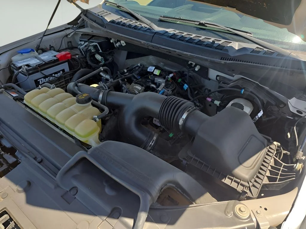 Used 2019 Silver Ford  image 38