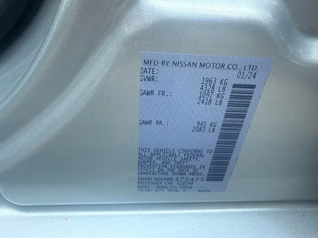 Used 2024 Silver Nissan 2.5 SV image 26