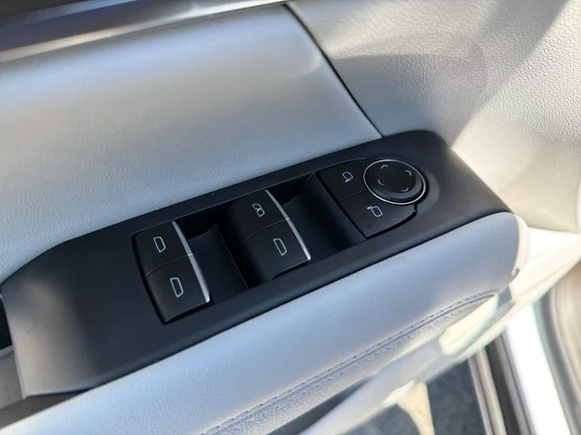 2026 GMC Terrain Denali - Photo 17