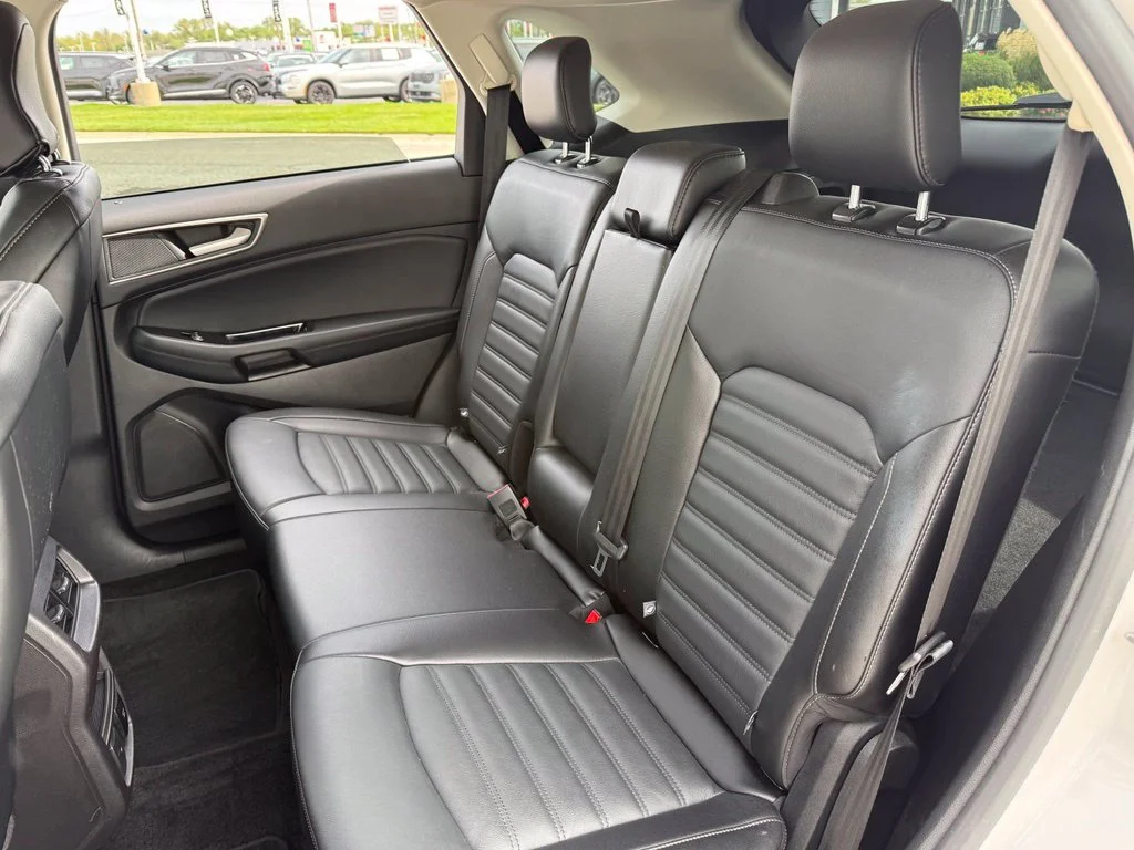Used 2017 White Ford SEL image 23