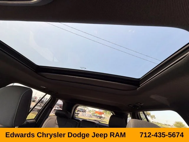 Used 2024 Gray Jeep Overland image 24