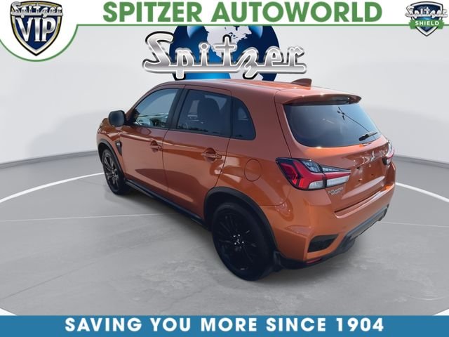 Used 2022  Mitsubishi  image 7